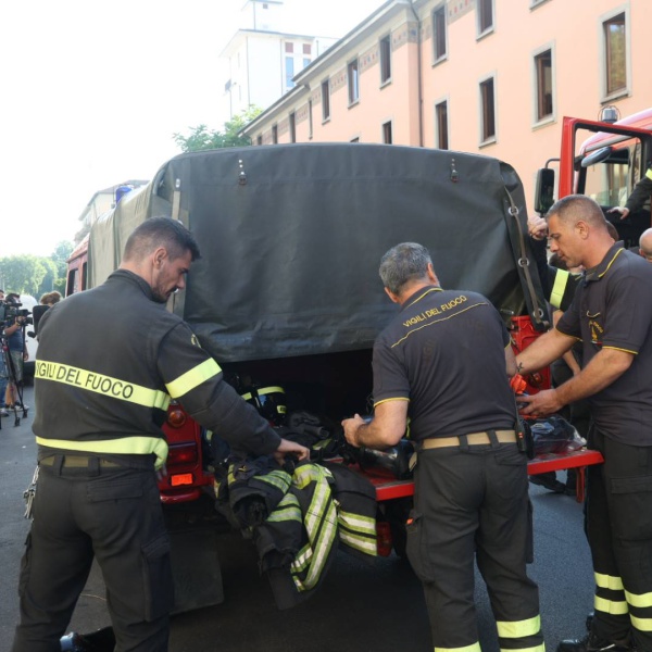 Milano Incendio In Una Casa Di Riposo Vittime E Intossicati Il