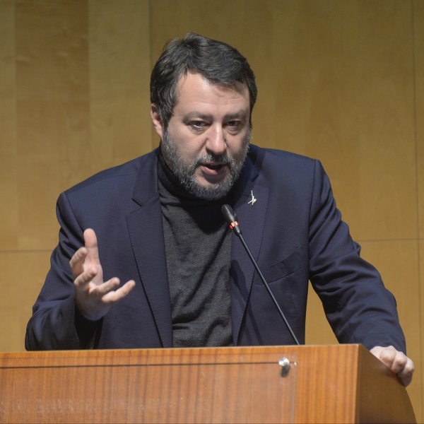 Matteo Salvini A RTL 102 5 Il Successore Di Fitto Nel Governo Deve