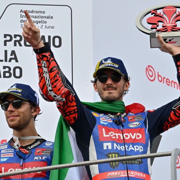 Moto GP Splendida Doppietta Ducati Al Mugello Bagnaia Vince Davanti A