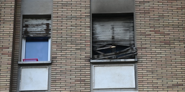 Bologna Incendio In Un Appartamento Morti Una Mamma E I Bambini