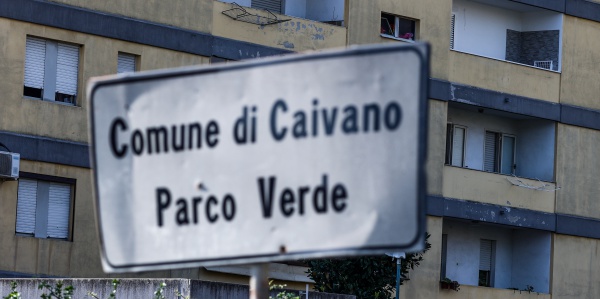 Caivano Due Cugine Di 13 Anni Violentate Da Un Gruppo Di Adolescenti