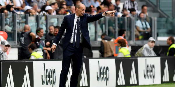 Juventus Allegri esonerato La società comportamenti ritenuti non