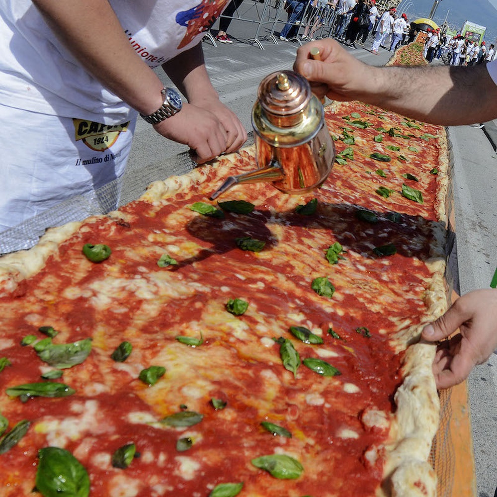 A Bologna la pizza da Guinness lunga oltre 500 metri