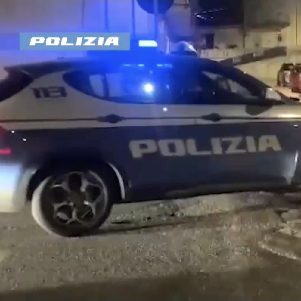 A Milano è caccia all'uomo che ha accoltellato un egiziano. E' un detenuto di Bollate, in carcere per omicidio