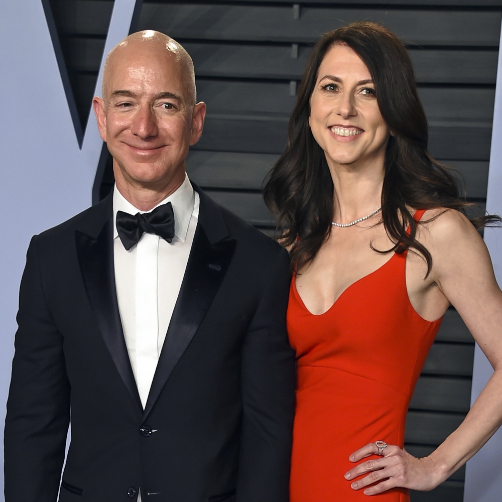 Amazon, Bezos conclude il divorzio, alla moglie 38 miliardi di dollari