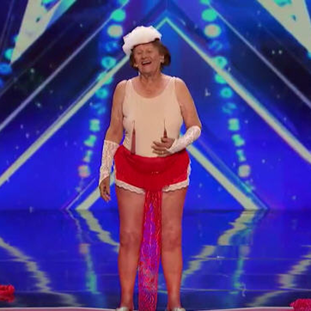 America's Got Talent: ecco Dorothy spogliarellista 90enne