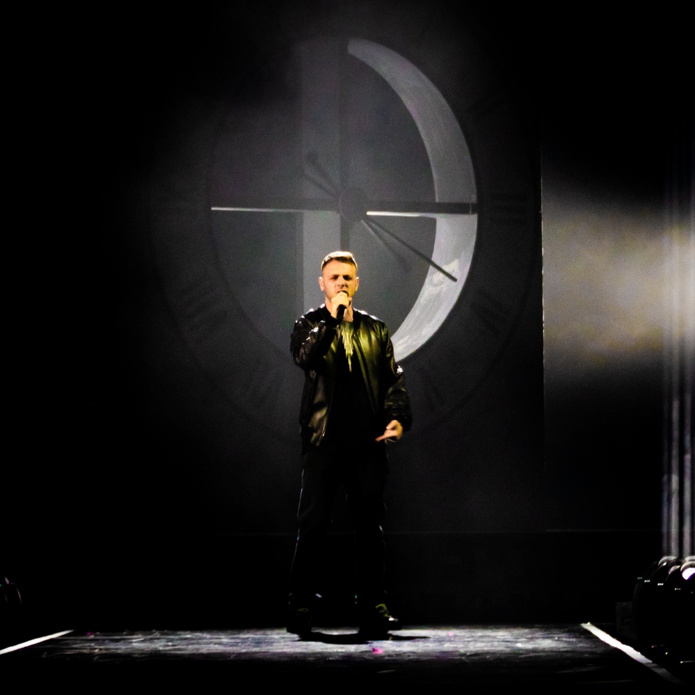 Anastasio vince la dodicesima edizione di X Factor