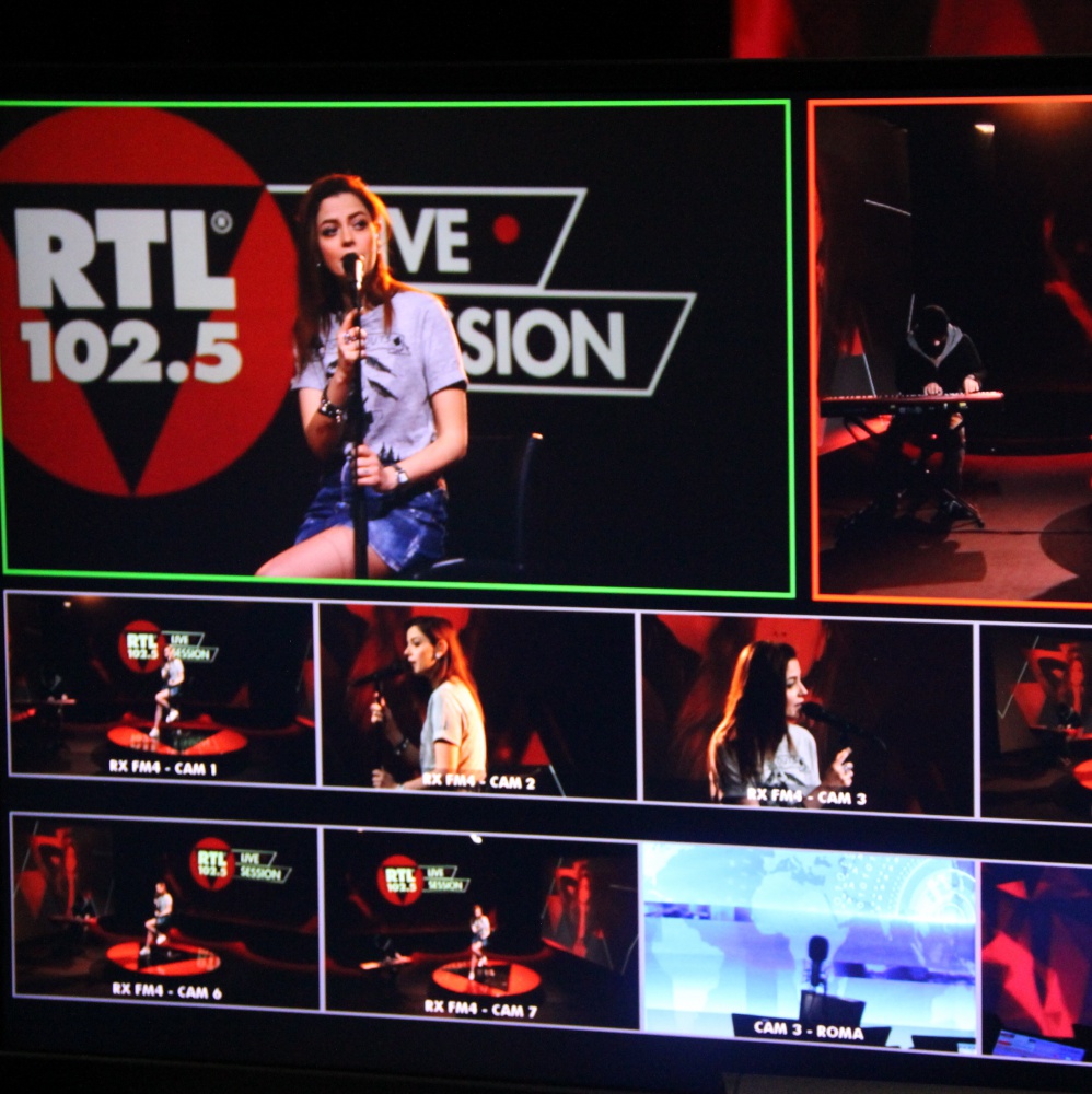 Annalisa canta "No Roots" a  RTL 102.5 LIVE SESSION