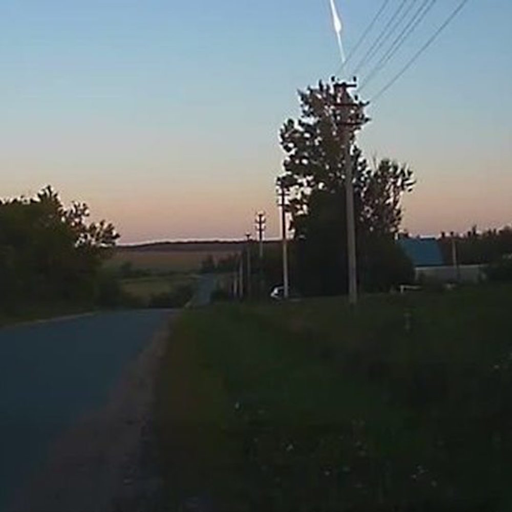 Asteroide esplode in Russia, nel cielo una palla di fuoco