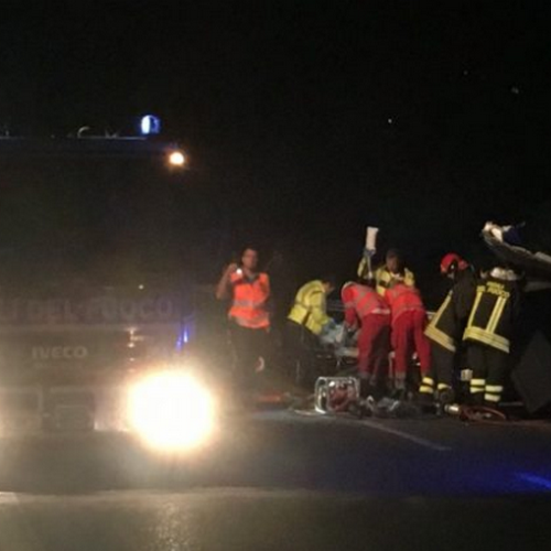 Auto contromano su statale, 6 morti in Lombardia