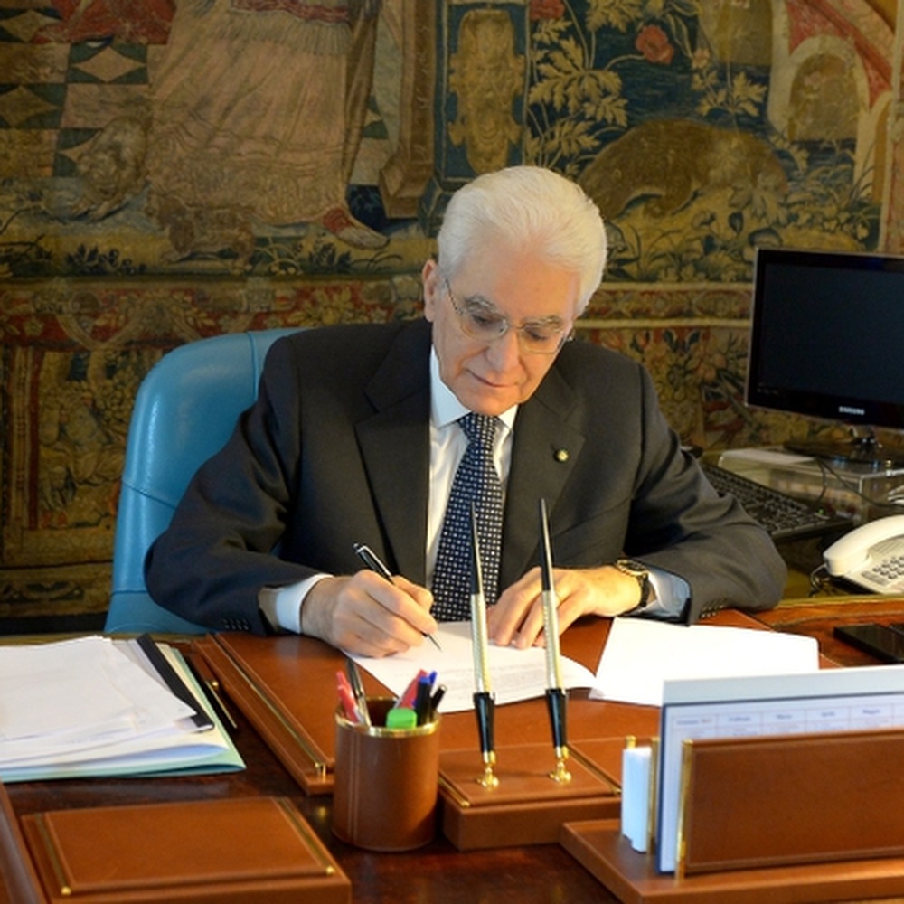 Banche, ecco il sì di Mattarella con tanti ma