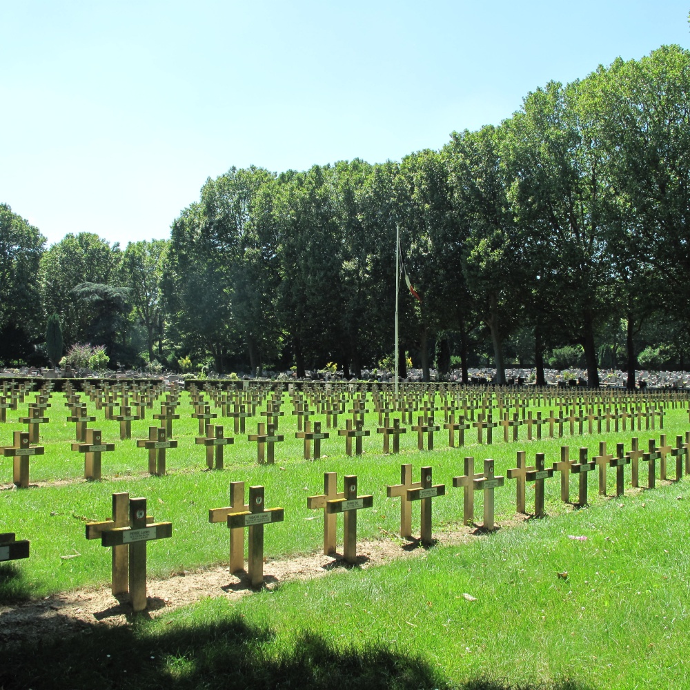 Bara e sepoltura bio, Parigi apre il cimitero ecologico