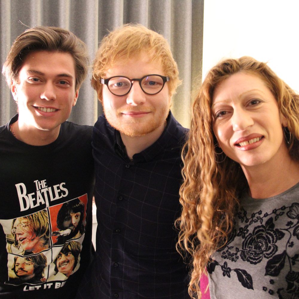 Benji reporter di RTL 102.5 per intervistare Ed Sheeran
