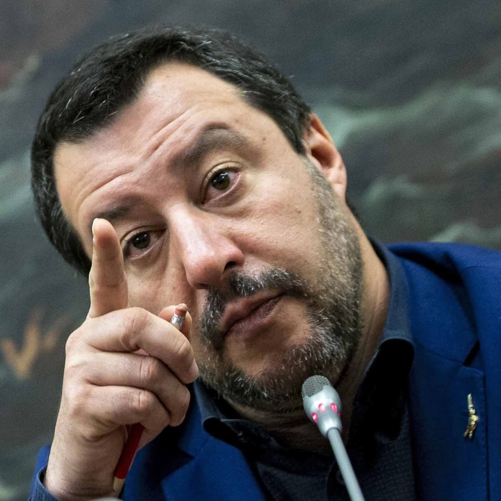 Busta con proiettile indirizzata al ministro Salvini