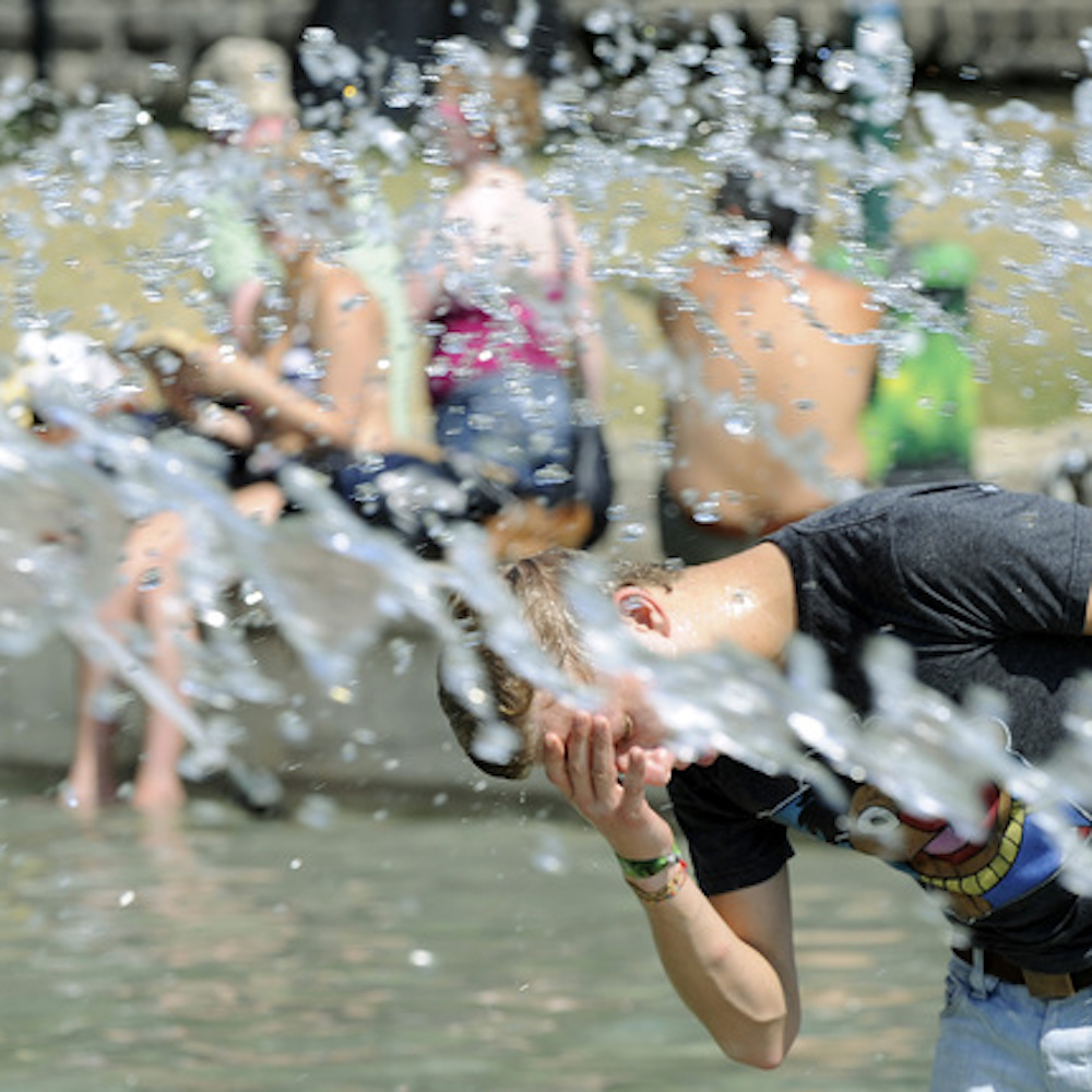 Caldo da record, in arrivo tregua al nord