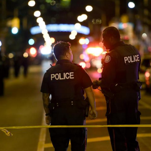 Canada, sparatoria a Toronto, 2 morti e 14 feriti
