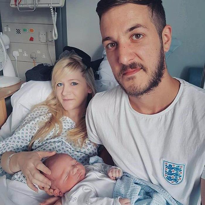 Caso Charlie Gard, l’Ospedale di Londra approva nuove cure sperimentali