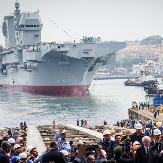 Varata in Campania la nave Trieste, la più grande dal dopoguerra