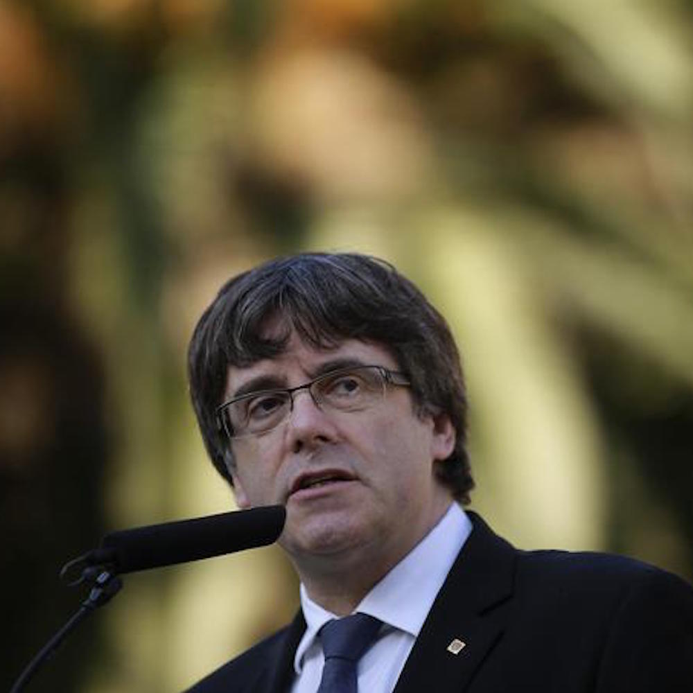 Catalogna, scade l'ultimatum: Puigdemont non ha risposto