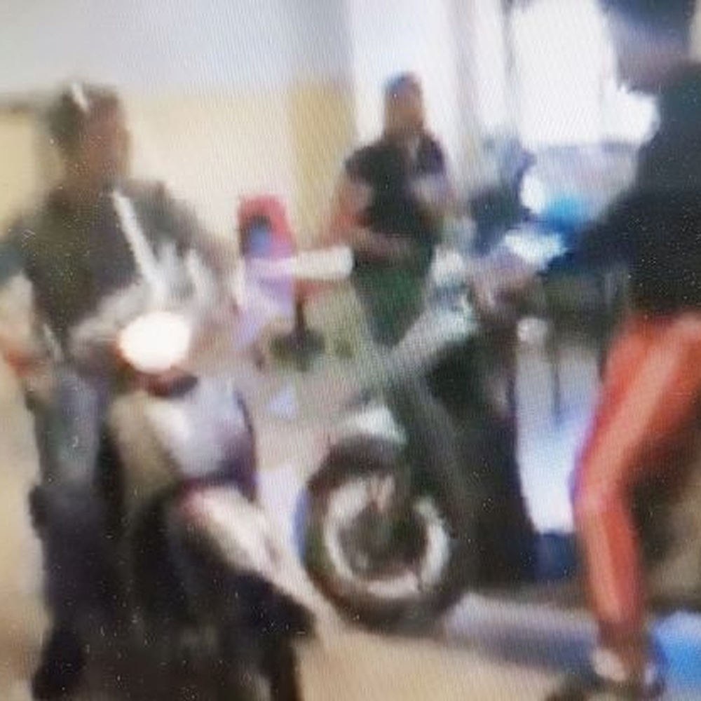 Catania, in aula con gli scooter, denunciati due studenti