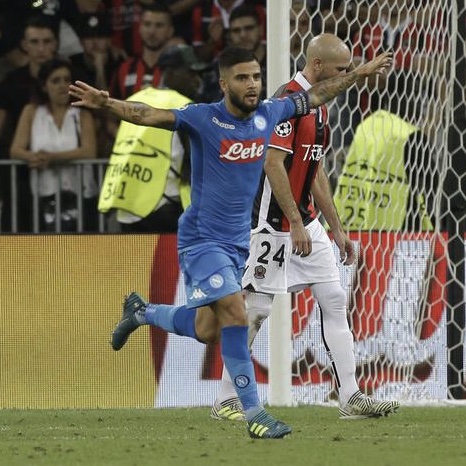 Champions, il Napoli batte il Nizza 2-0 e passa alla fase a gironi 