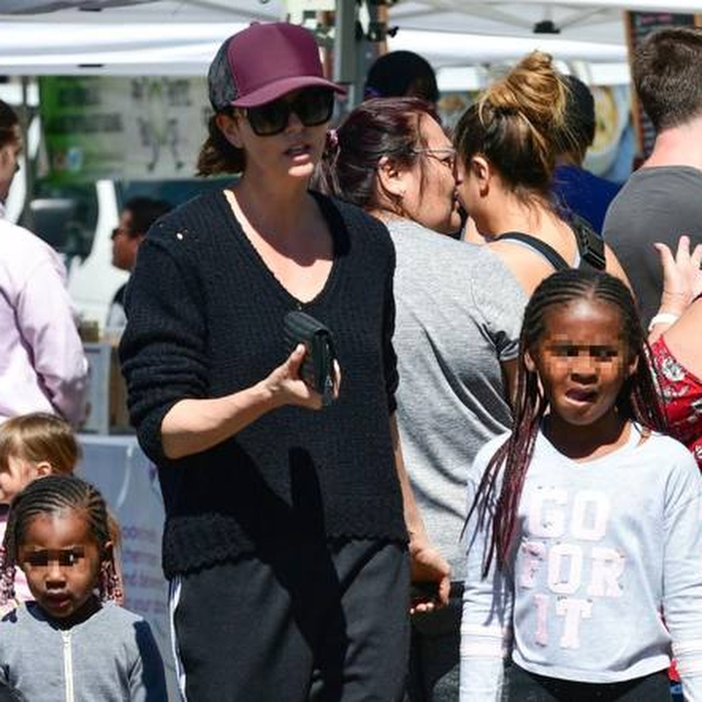 Charlize Theron, mio figlio Jackson è una bambina