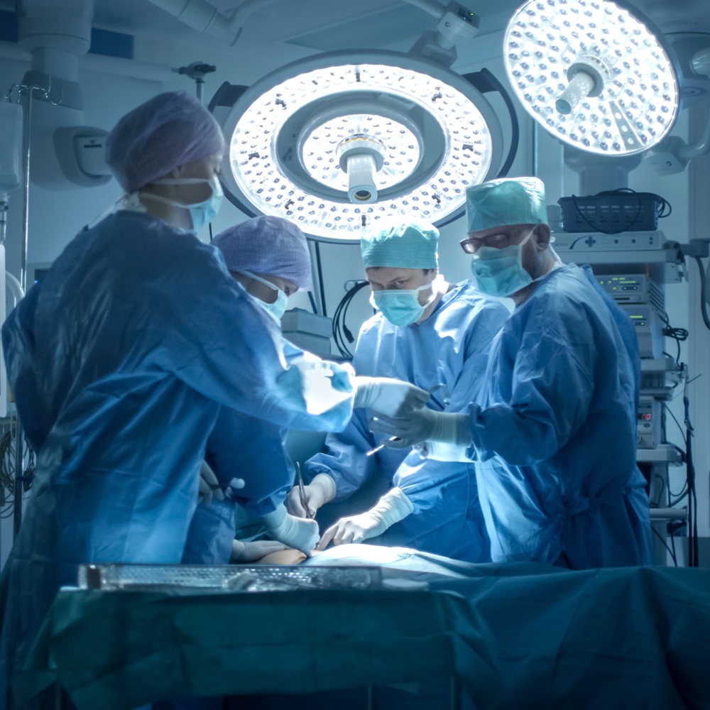 Chirurghi ortopedici operano pazienti a distanza con il 5G