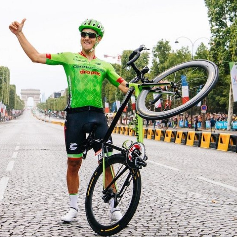 Ciclismo, trionfo Italia al Giro delle Fiandre, vince Bettiol