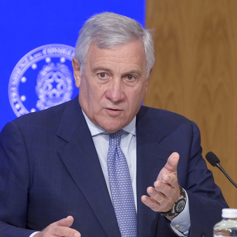 Cisgiordania, l’esercito israeliano spara ad una delegazione Ue, illeso il vice-console italiano, Tajani protesta