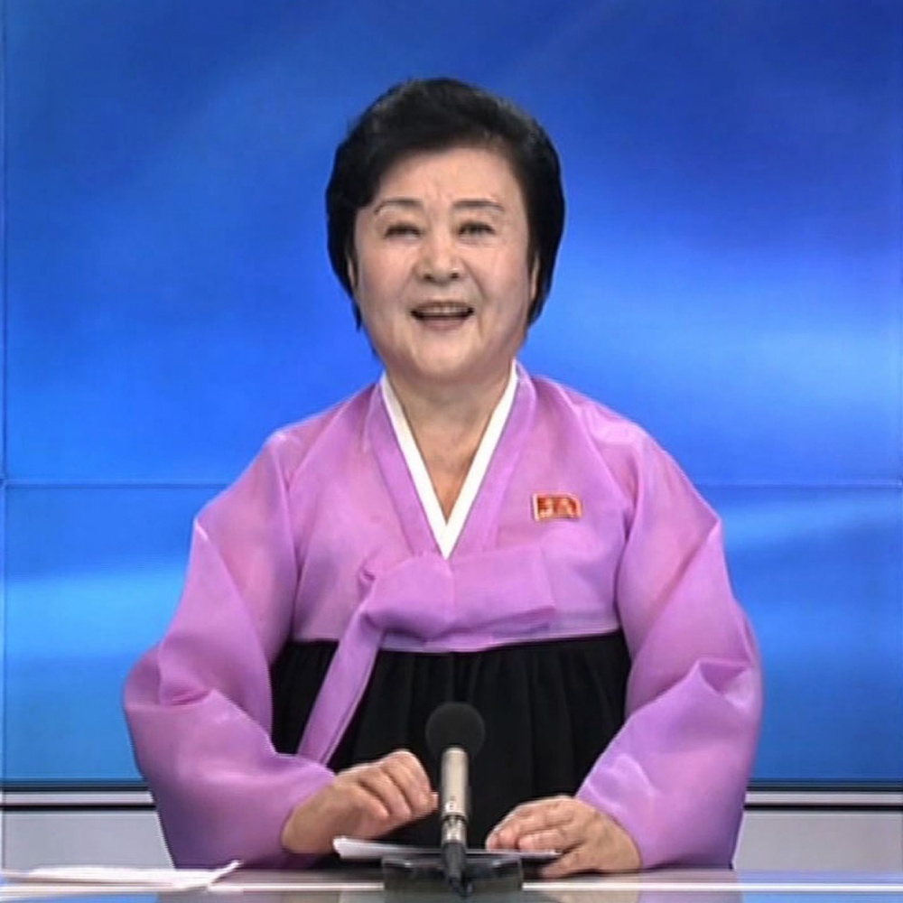 Corea del Nord, in pensione la storica annunciatrice in rosa