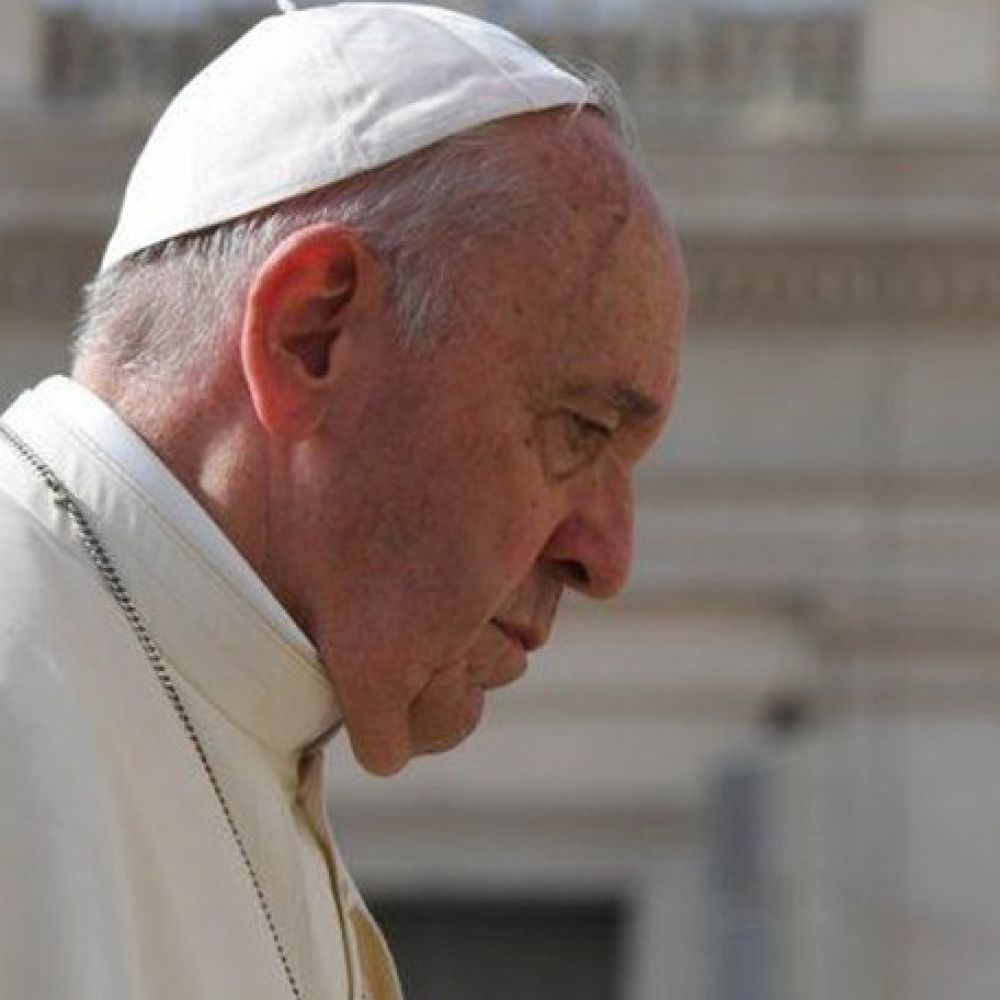 Coronavirus, Papa Francesco a vescovi: "Misure drastiche non sempre buone, accompagnate fedeli"