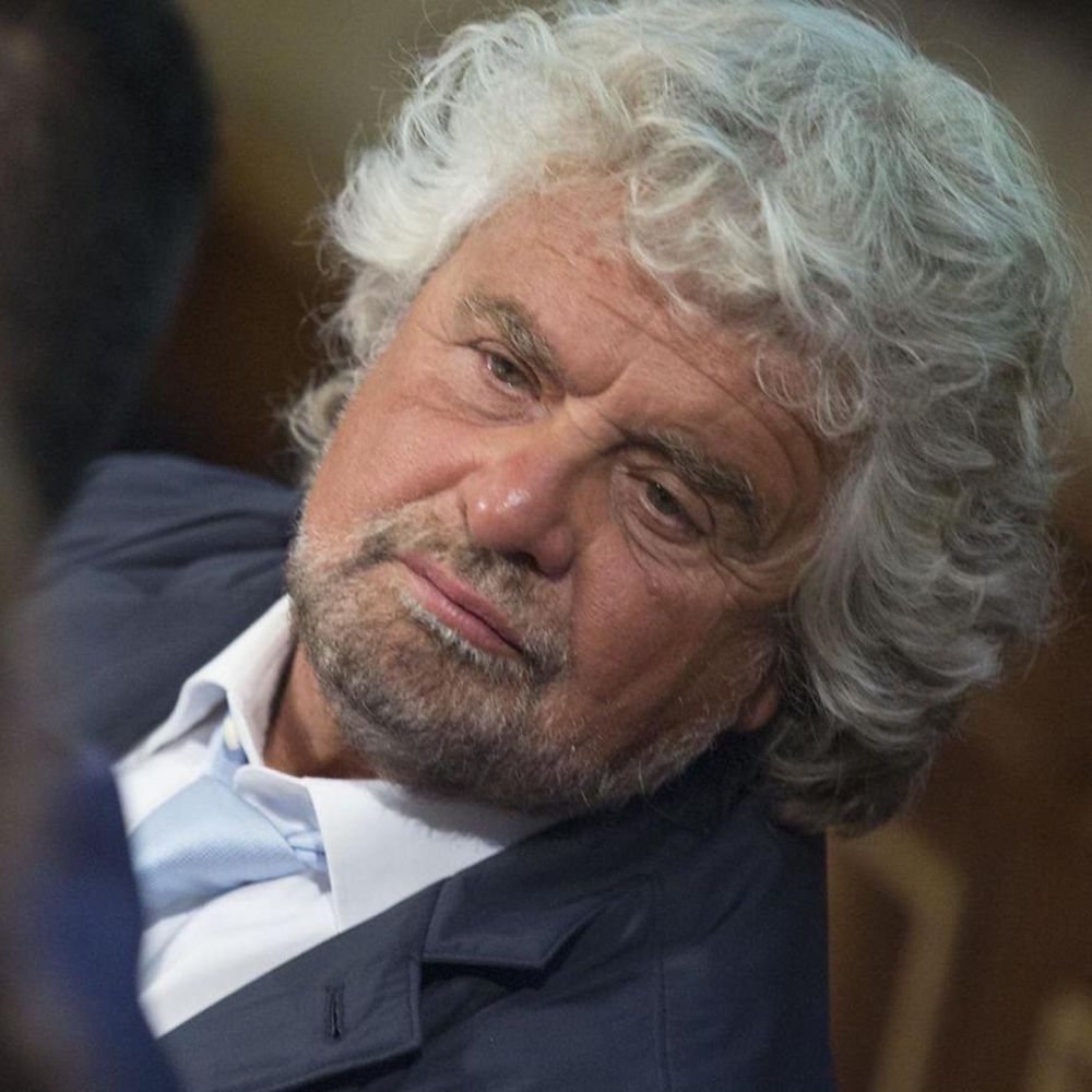 Crisi governo, Grillo torna e spariglia le carte: no alle urne