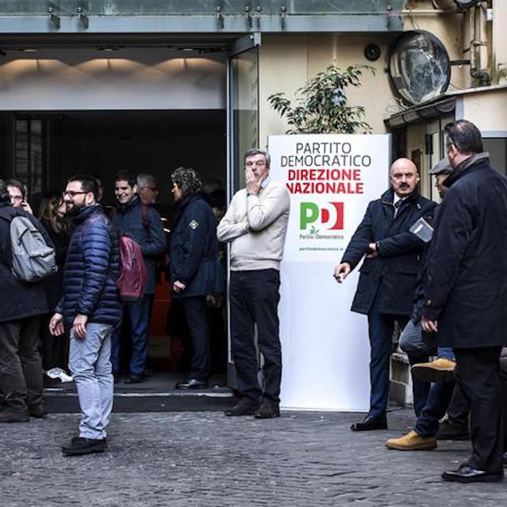 Direzione PD, via libera al congresso del partito