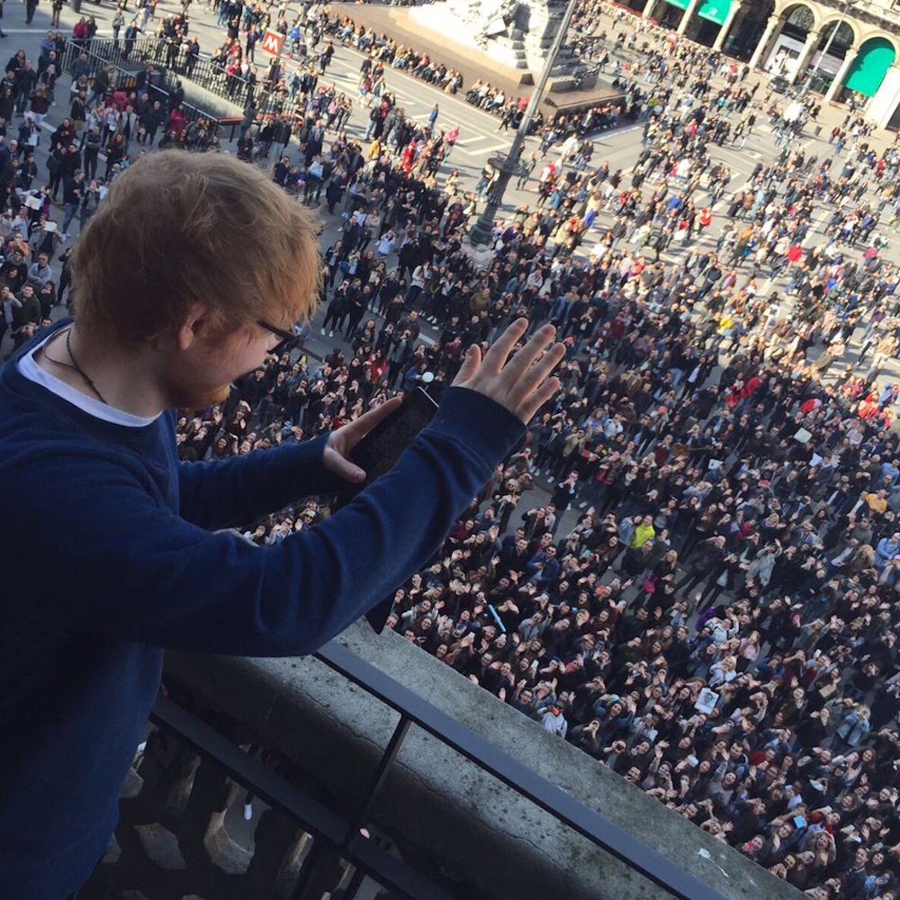 Ed Sheeran a Milano: "Accidenti, grazie per la calorosa accoglienza!" 