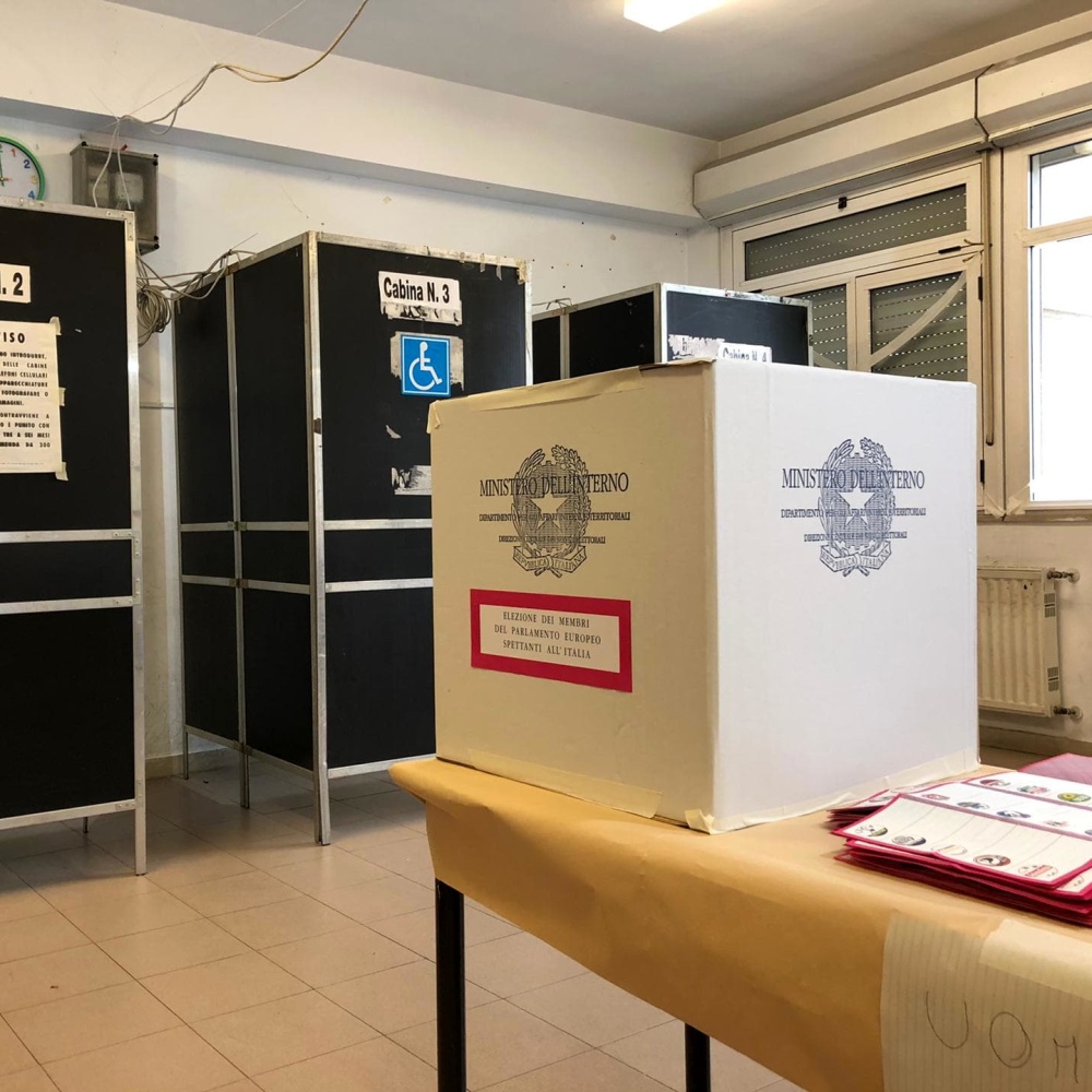 Elezioni, oggi scrutini per 3800 comuni e regione Piemonte