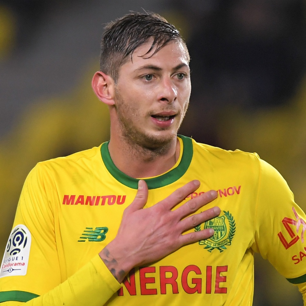 Emiliano Sala, l'ultimo audio, l'aereo cade a pezzi