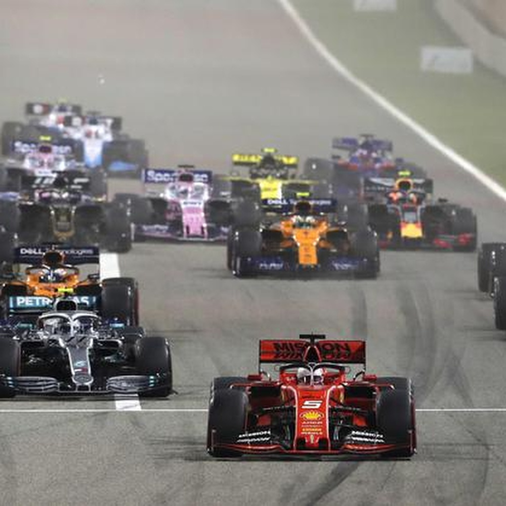 F1, Hamilton vince il Gp del Bahrain, secondo Bottas