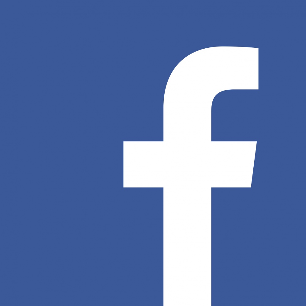 Facebook, rischia una multa record per violazione privacy