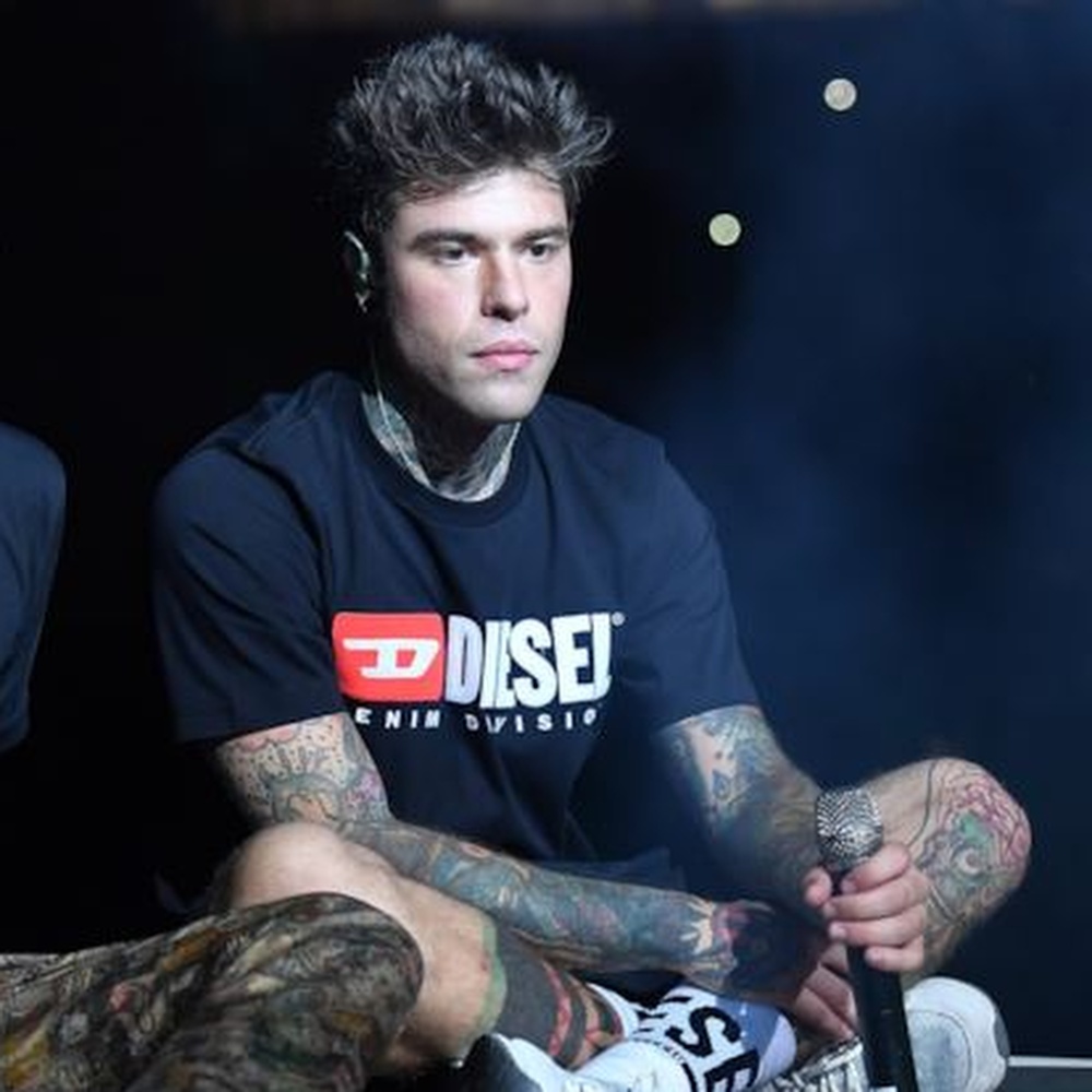 Fedez a giudizio, "diffamò autrice del libro su Salvini"