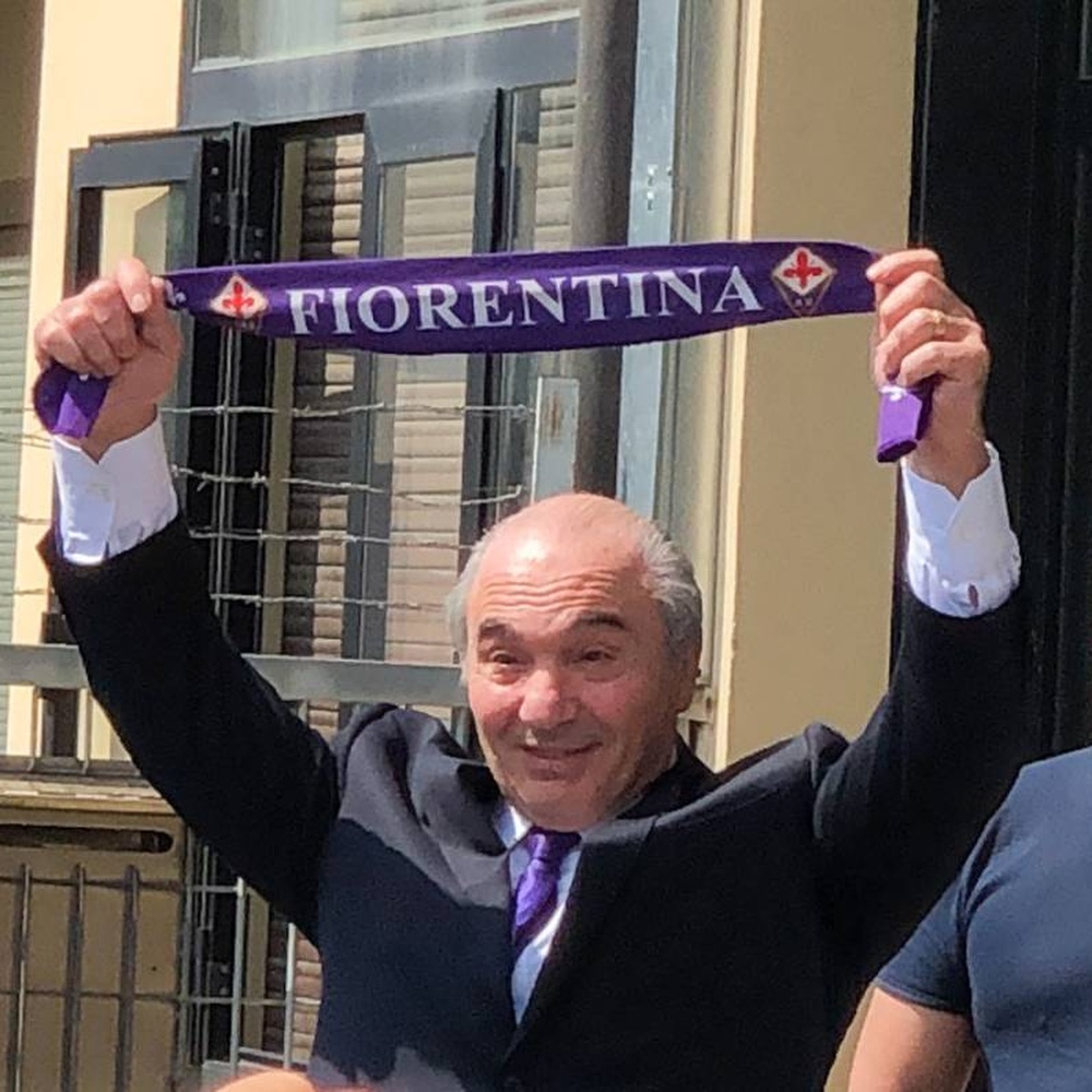 Fiorentina, Commisso in Italia, domani l'incontro con i tifosi