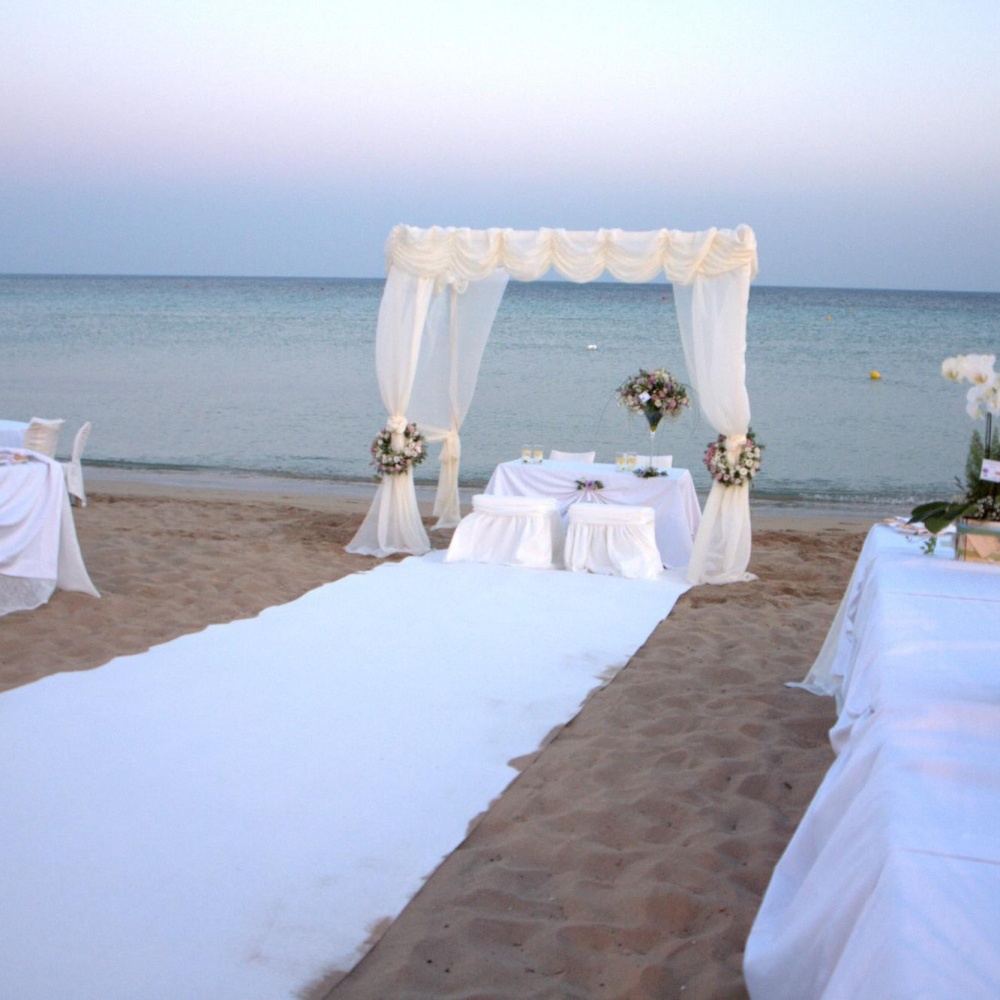 Fiumicino , il 2019 è l’anno dei matrimoni sulle spiagge