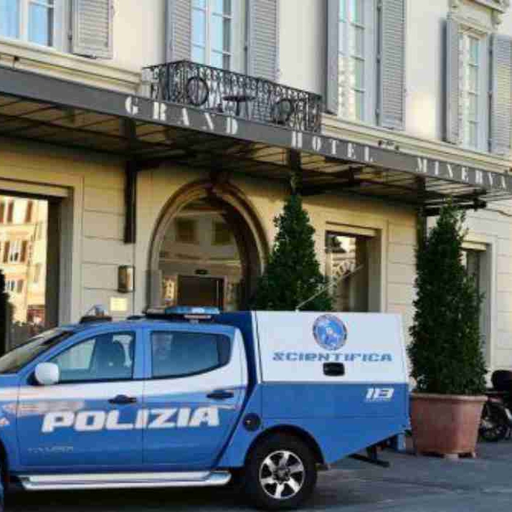 Fratelli trovati morti in hotel a Firenze, indagato farmacista