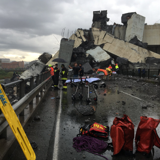 Genova, crollo ponte Morandi su autostrada A10, 41 morti