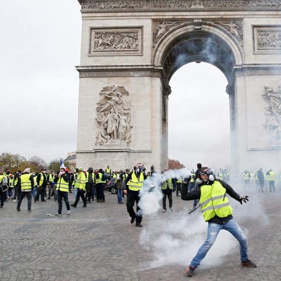 Francia, nuova manifestazione del Gilet Gialli a Parigi