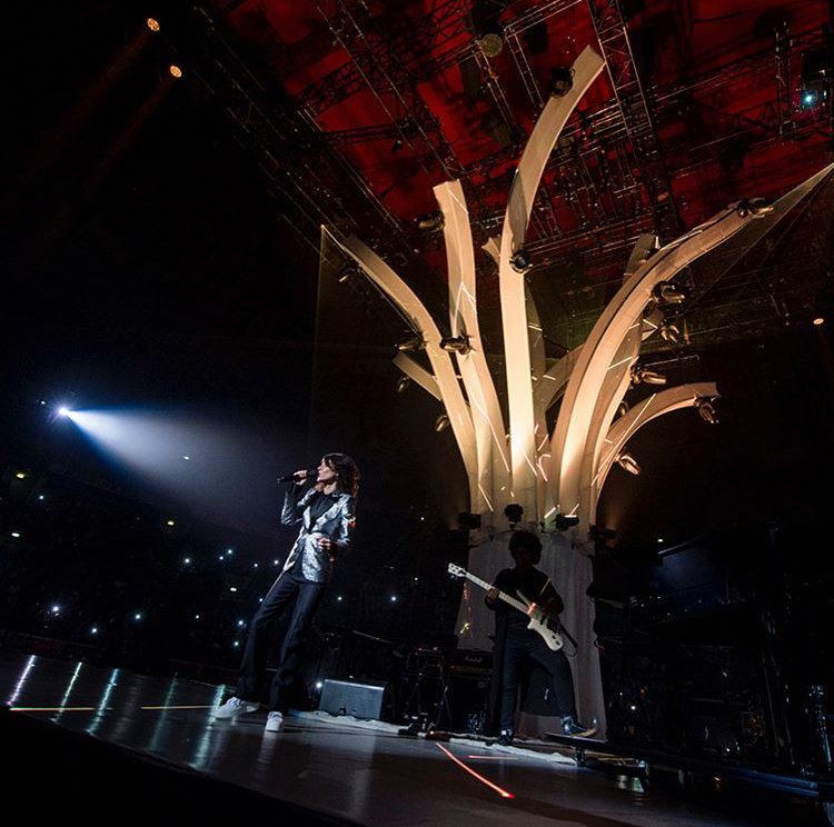 Giorgia, OroneroLive a Roma con l’albero delle meraviglie