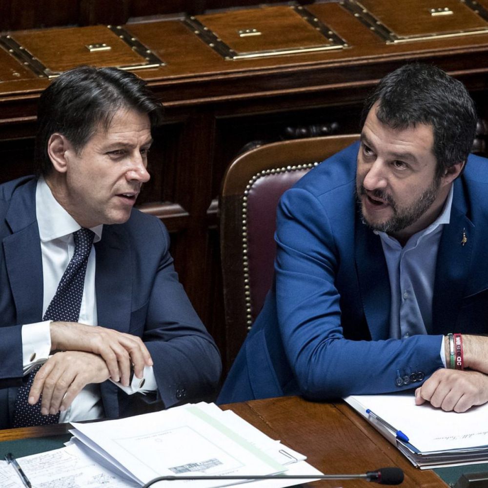 Governo, è lite fra il premier Conte e il suo vice Salvini