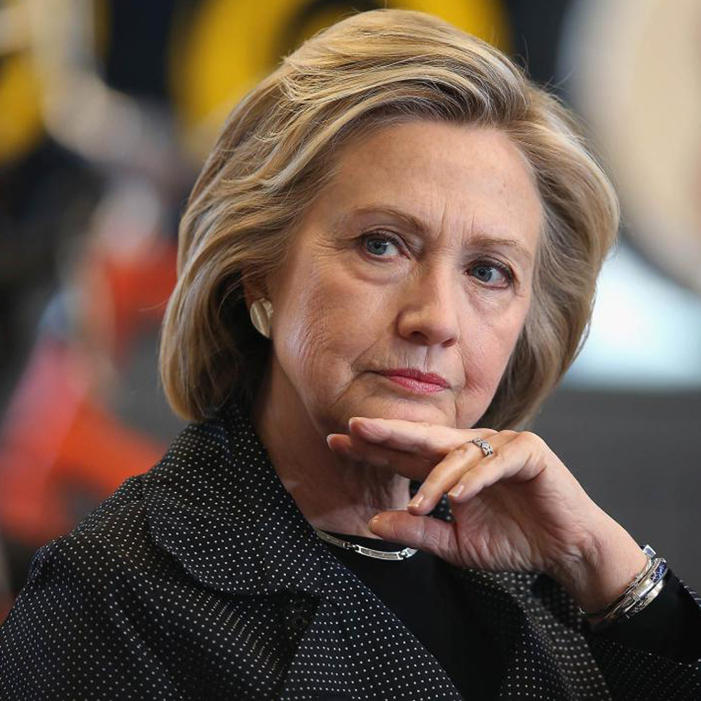 Hillary Clinton: "La mia polmonite? Non pensavo fosse un problema"