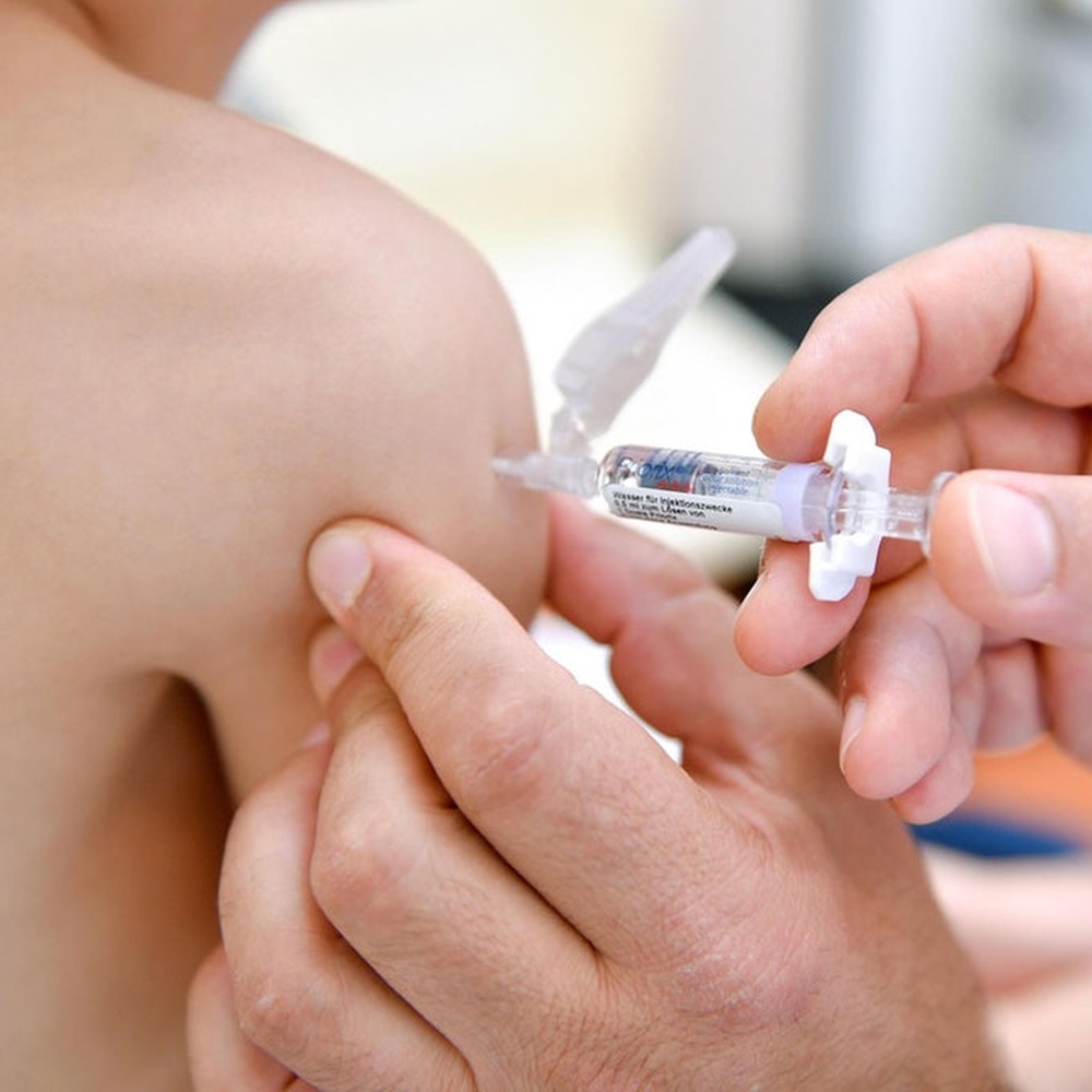 In Lombardia vaccinati in oltre 330mila, inadempienti 5%