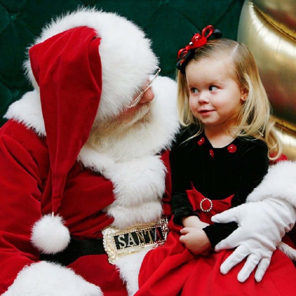 In media a 8 anni i bambini smettono di credere a Babbo Natale