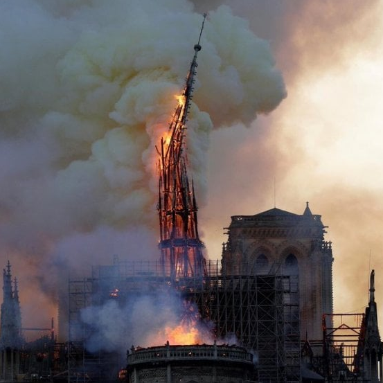 Incendio Notre Dame, struttura salva, ma stabilità incerta